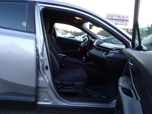 Used 2018 Toyota C-HR XLE image 17