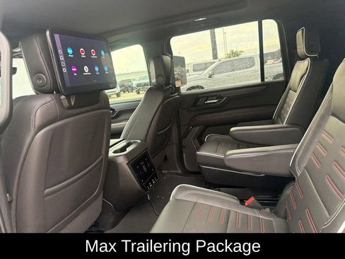 Used 2025 GMC Yukon XL AT4 Ultimate AWD/4WD image 4