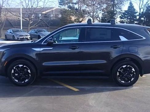 New 2026 Kia Sorento S AWD/4WD image 8