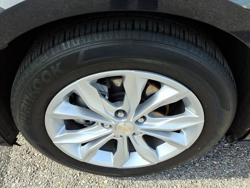 Used 2022 Chevrolet Malibu LT image 11