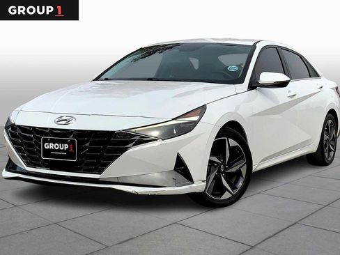 Used 2023 Hyundai Elantra Limited image 1
