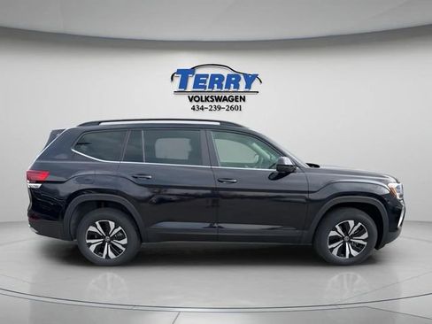 New 2026 Volkswagen Atlas SE image 1