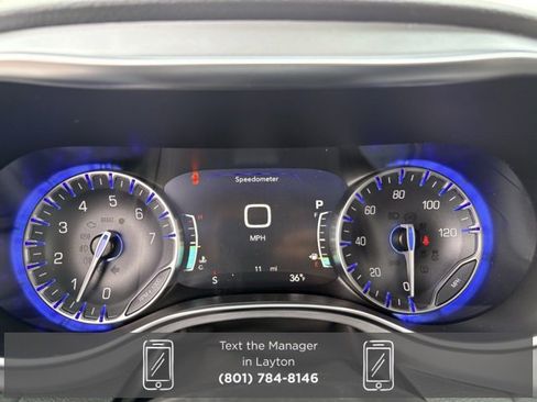 New 2026 Chrysler Pacifica Limited image 24