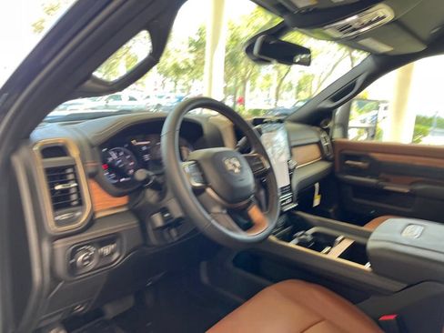 Used 2024 RAM 2500 Limited AWD/4WD image 7
