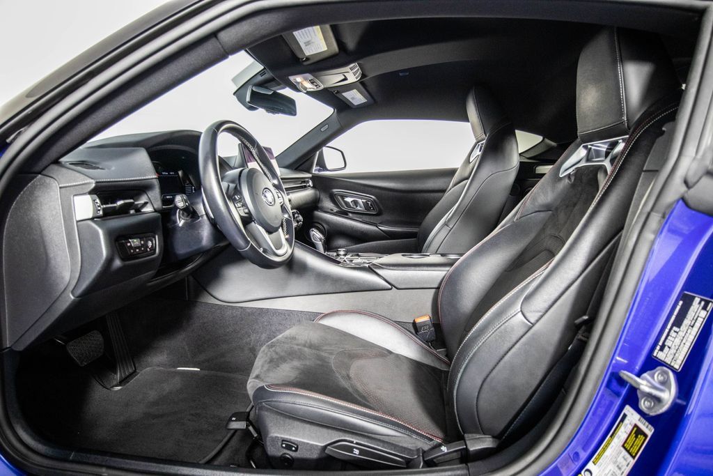 Used 2023 Toyota Supra RWD image 10