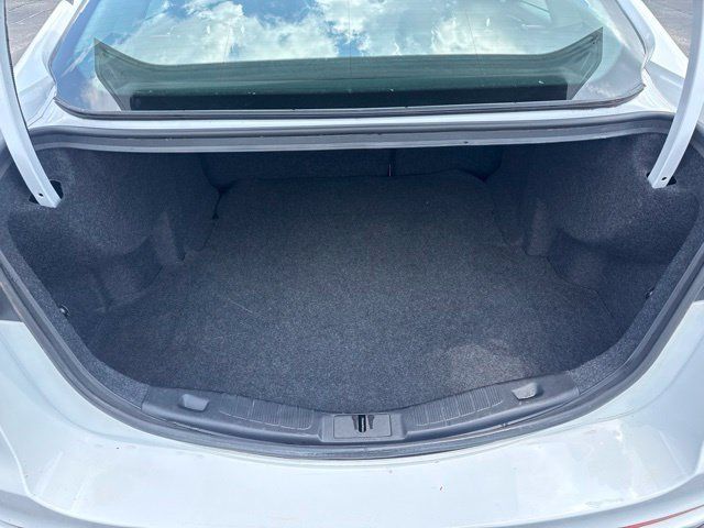 Used 2020 Ford Fusion SE w/ Equipment Group 151A FWD image 21