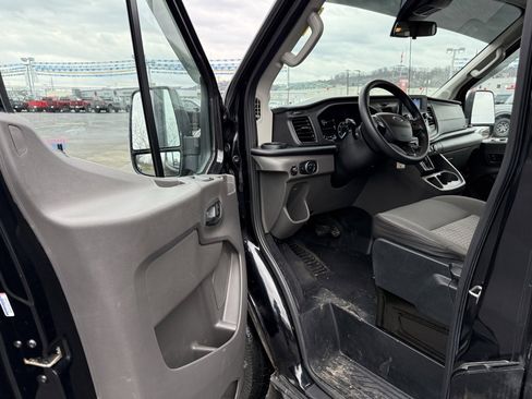 Used 2020 Ford Transit 150 XLT image 12