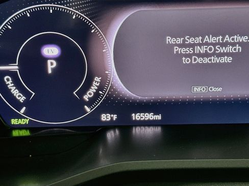 Used 2025 MAZDA CX-90 Plug-In Hybrid w/ Preferred AWD/4WD image 18