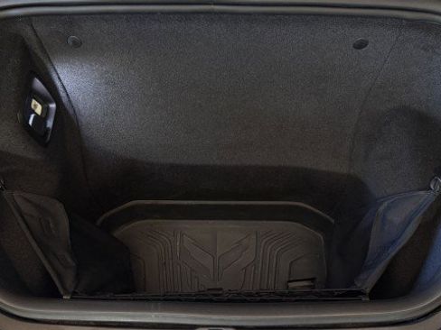 Used 2023 Chevrolet Corvette Stingray Premium Cpe w/ Z51 Performance Package image 19