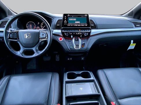 Used 2025 Honda Odyssey Sport-L image 16