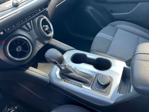 Used 2025 Chevrolet Blazer LT image 35