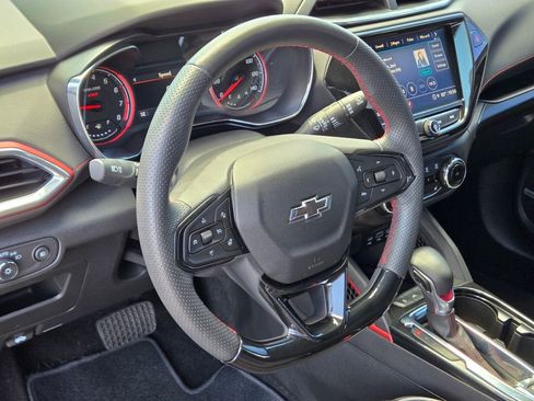 Used 2023 Chevrolet TrailBlazer RS w/ Sun and Liftgate Package FWD image 20