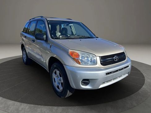 Used 2004 Toyota RAV4 4WD image 2