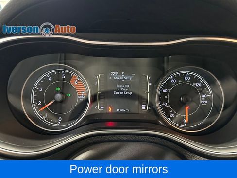 Used 2019 Jeep Cherokee Latitude Plus w/ Cold Weather Group image 19