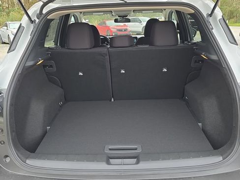 New 2026 Nissan Kicks SV w/ Cold Weather Package FWD image 10