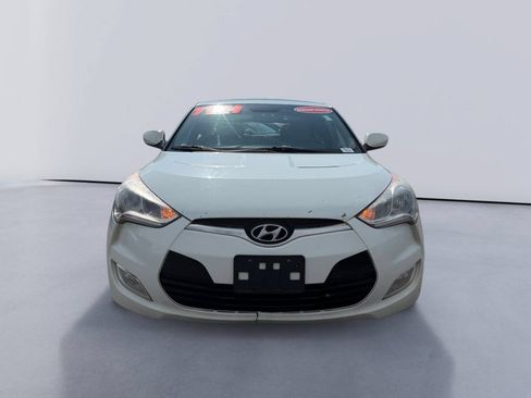 Used 2013 Hyundai Veloster w/ Style Pkg FWD image 8
