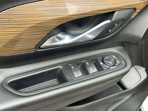 Used 2021 GMC Terrain SLE w/ Driver Convenience Package image 20