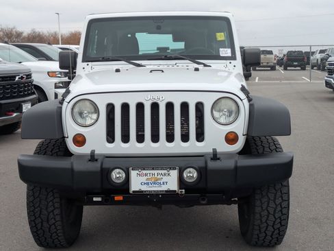 Used 2013 Jeep Wrangler Sport image 8