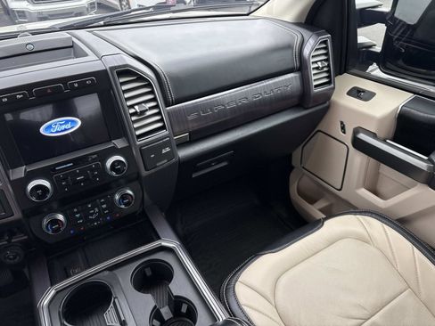 Used 2021 Ford F250 Limited image 26
