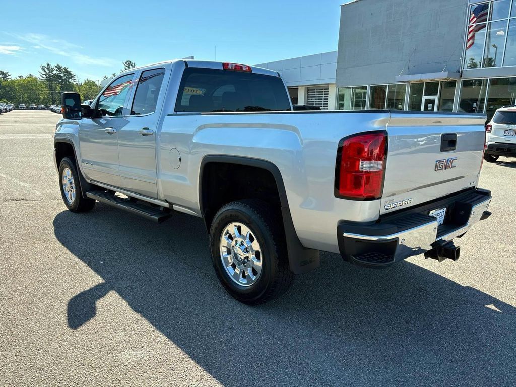 Used 2019 GMC Sierra 2500 SLE AWD/4WD image 6