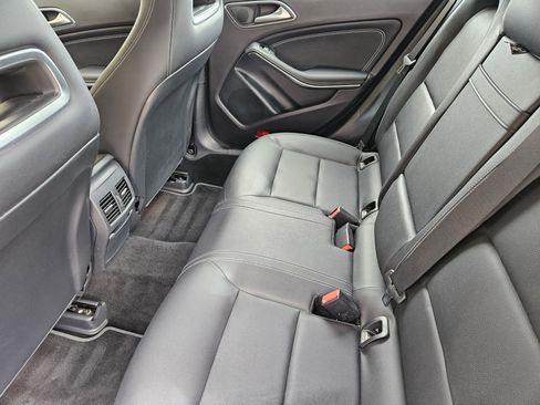 Used 2019 Mercedes-Benz CLA 250 image 29