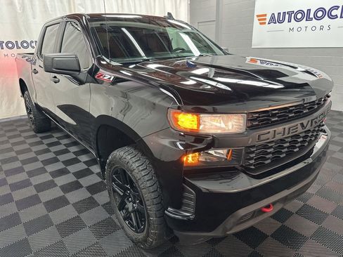 Used 2021 Chevrolet Silverado 1500 Custom Trail Boss w/ LPO, Dark Essentials Package AWD/4WD image 2