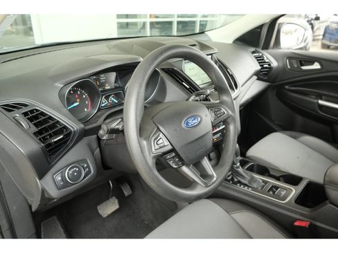 Used 2018 Ford Escape SE w/ SE Sync 3 Package AWD/4WD image 14