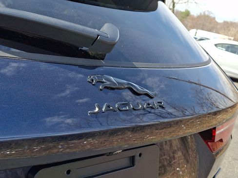 Used 2026 Jaguar F-PACE R-Dynamic S AWD/4WD image 29