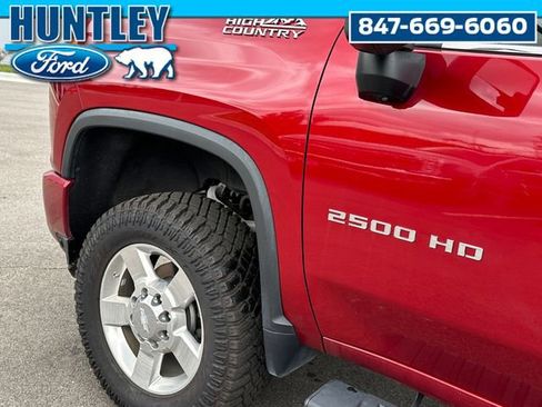 Used 2022 Chevrolet Silverado 2500 High Country image 9