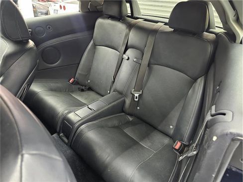 Used 2011 Lexus IS 250C image 9