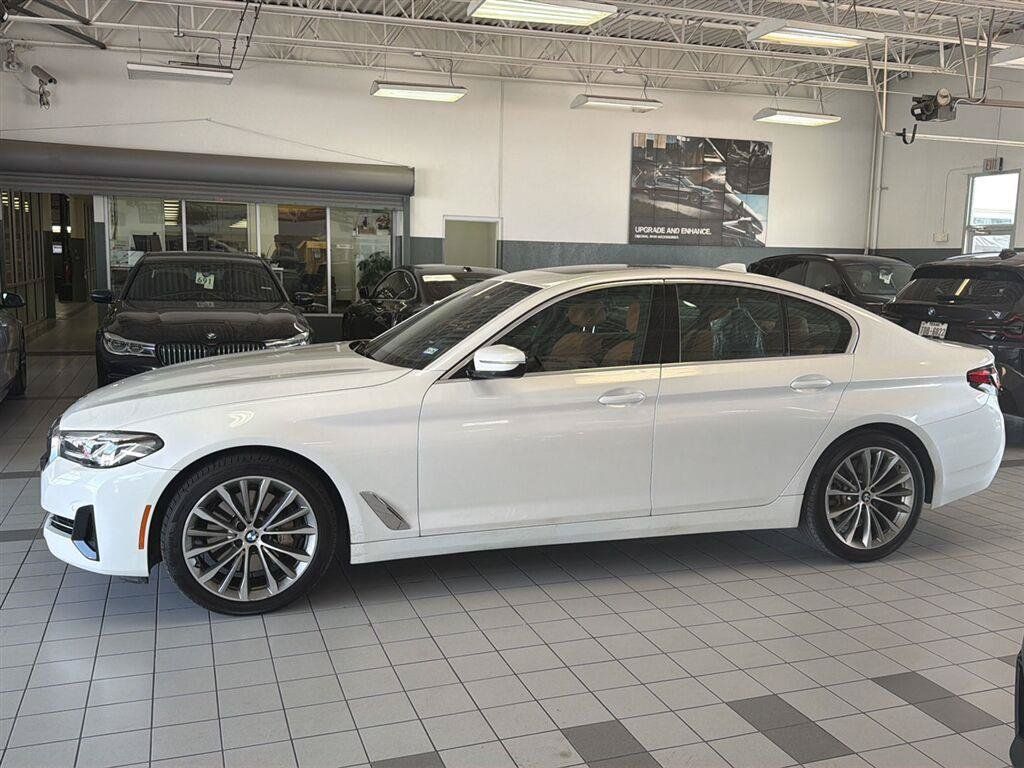 Used 2023 BMW 540i w/ Premium Package RWD image 1