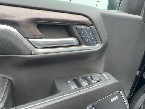 Certified 2024 Chevrolet Silverado 1500 LTZ AWD/4WD image 18