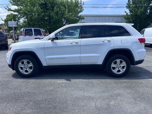 Used 2014 Jeep Grand Cherokee Laredo w/ Quick Order Package 23E AWD/4WD image 6