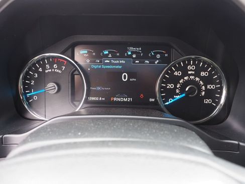 Used 2016 Ford F150 Lariat w/ Equipment Group 502A Luxury AWD/4WD image 26