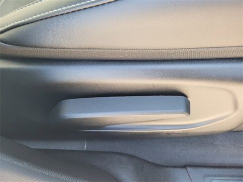 Used 2025 Jeep Grand Cherokee Altitude image 14