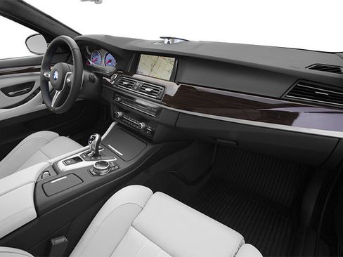 Used 2014 BMW M5 RWD image 18