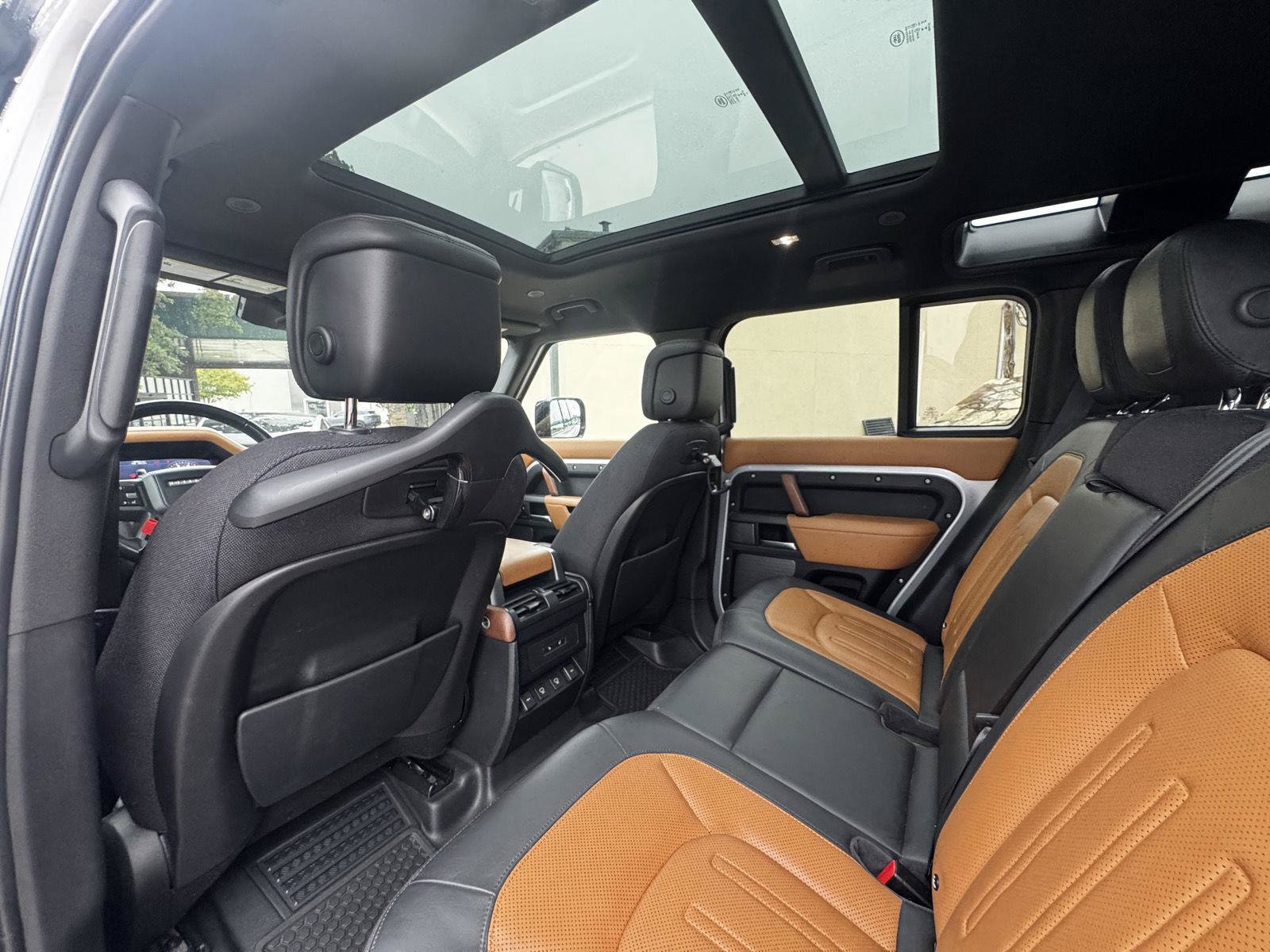 Certified 2021 Land Rover Defender 110 X AWD/4WD image 14