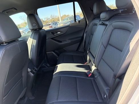 New 2026 Chevrolet Equinox LT w/ Convenience Package II image 22