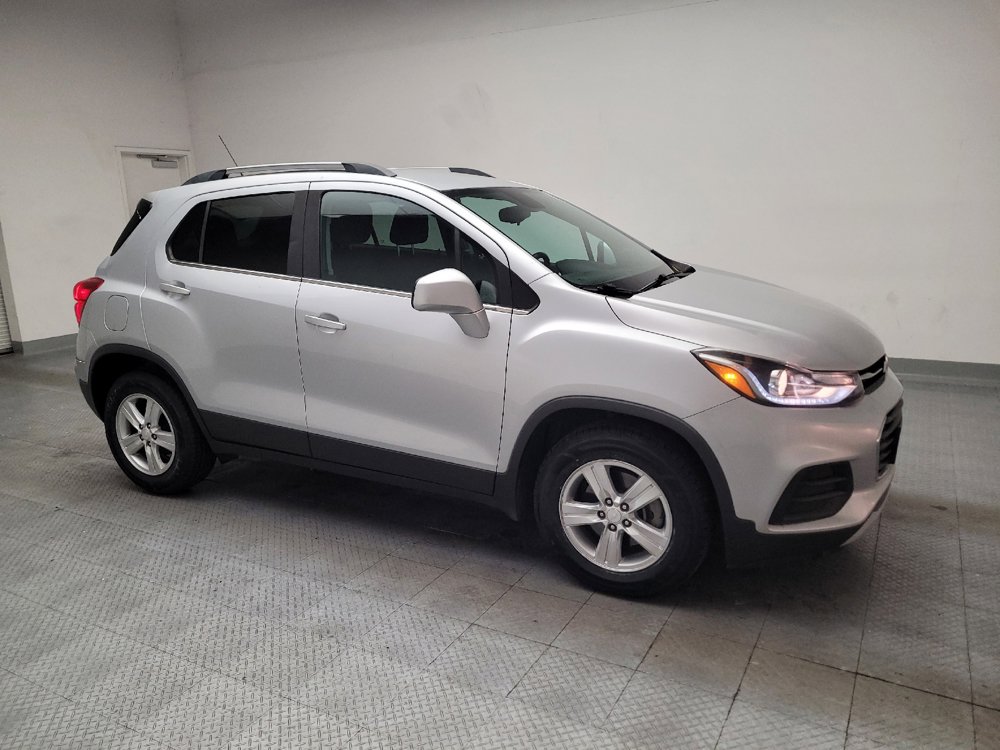 Used 2020 Chevrolet Trax LT FWD image 11