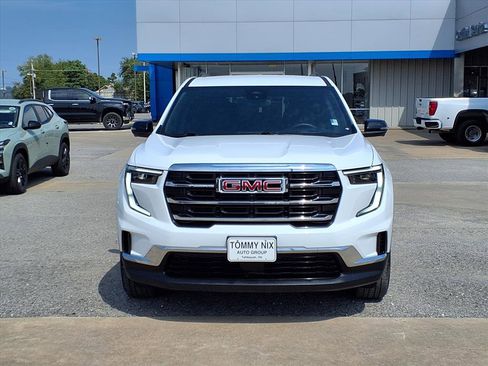 Used 2025 GMC Acadia Elevation image 22