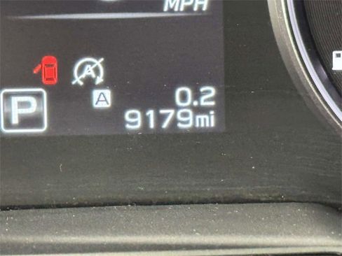 Used 2024 Subaru Outback Premium image 2