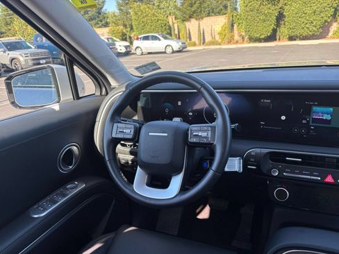 Used 2026 Hyundai Palisade SEL FWD image 38