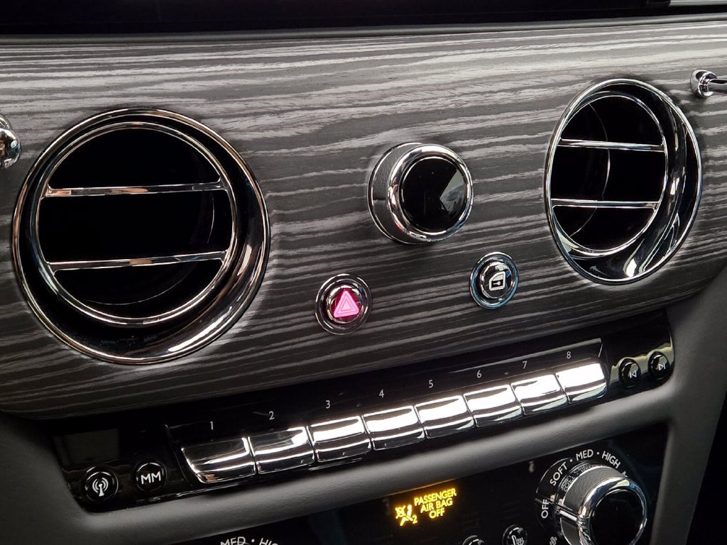 Certified 2024 Rolls-Royce Spectre w/ Spectre Launch Package AWD/4WD image 36