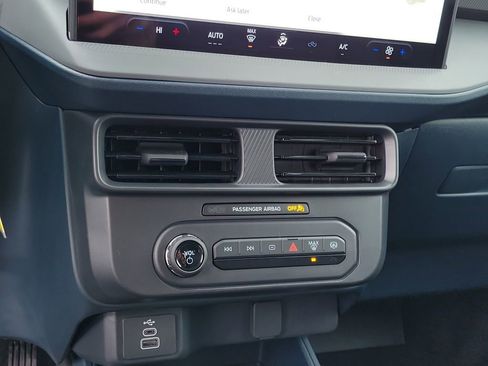 New 2026 Ford Maverick XL image 28