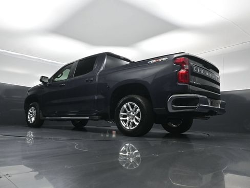 Used 2023 Chevrolet Silverado 1500 LT AWD/4WD image 46