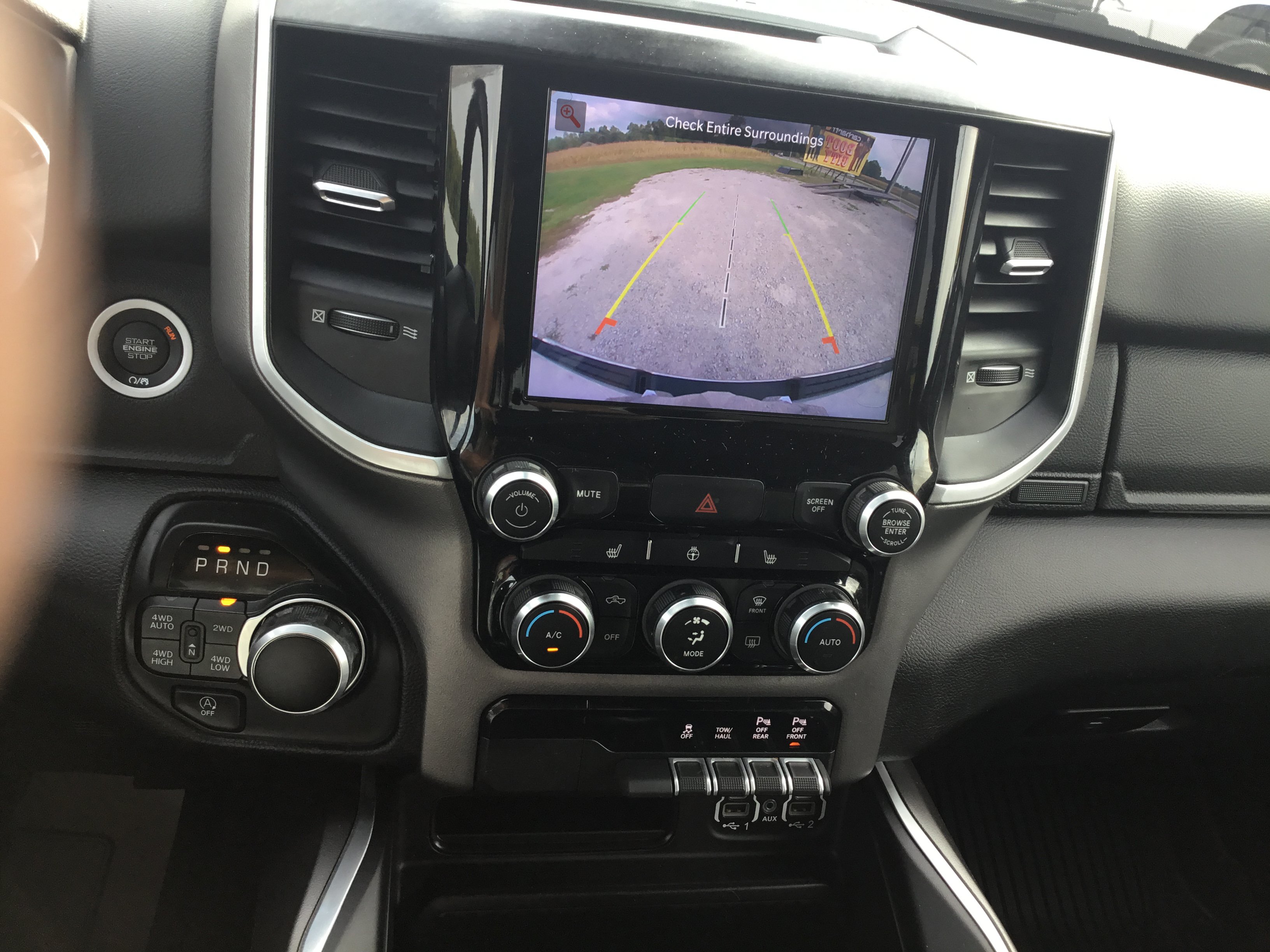 Used 2022 RAM 1500 Big Horn AWD/4WD image 18