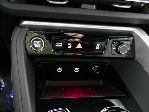 Certified 2025 Audi Q5 Premium Plus w/ Premium Plus image 21