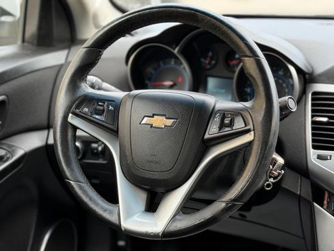 Used 2011 Chevrolet Cruze LT FWD image 15