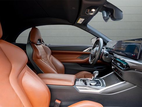 Used 2025 BMW M4 xDrive Competition w/ Executive Package image 32