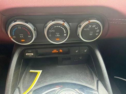 Used 2020 MAZDA MX-5 Miata RF Grand Touring RWD image 11